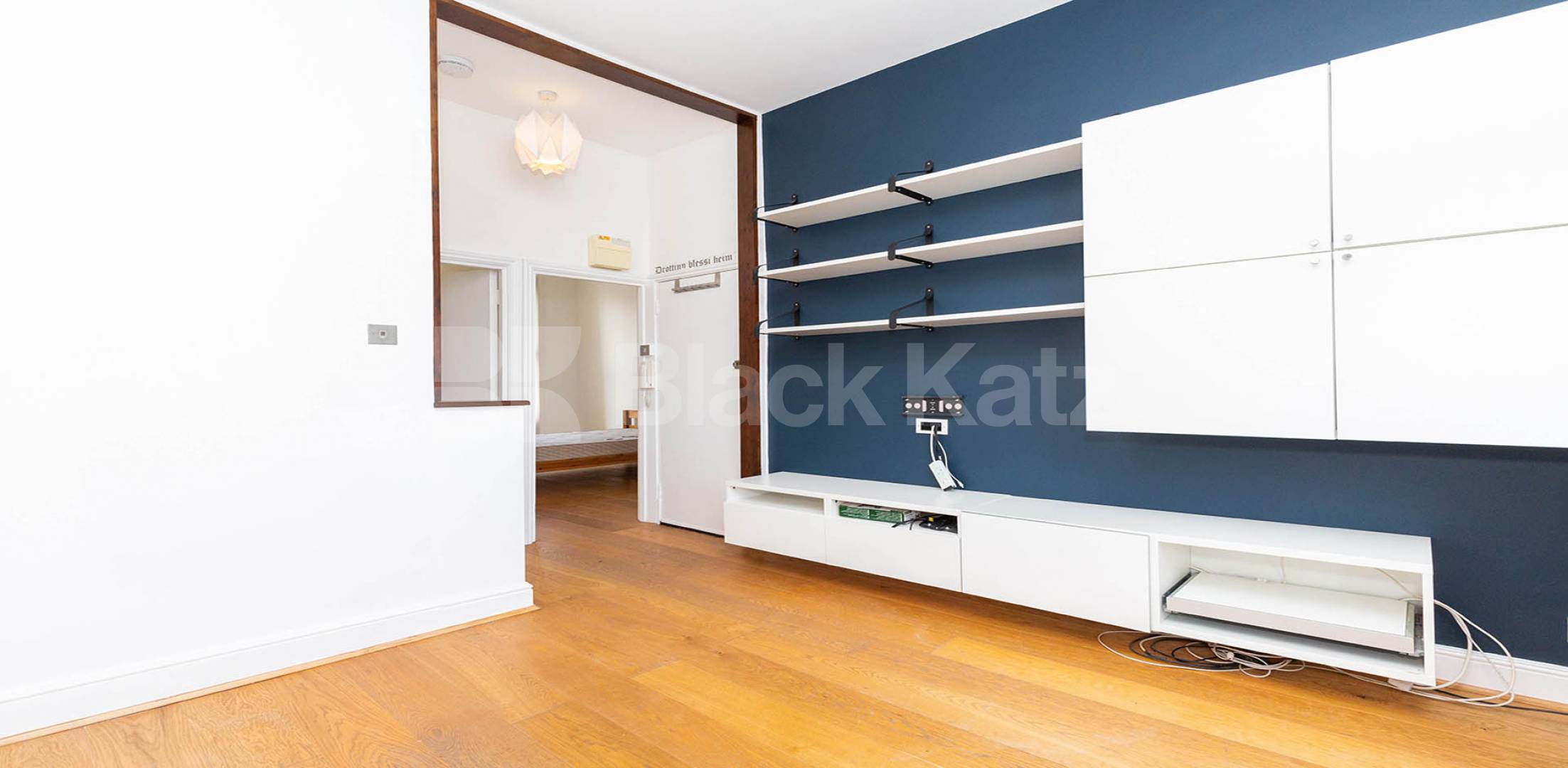 			NEW INSTRUCTION!, 1 Bedroom, 1 bath, 1 reception Flat			 Cheverton Road, Whitehall Park